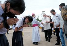 FABC 50: Asian bishops stress need to reach out to youth on Facebook, TikTok School children at FABC50